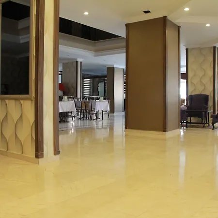 Hotel Club Dorado 3*