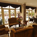Club Dorado Hotel