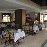 Club Dorado Hotel