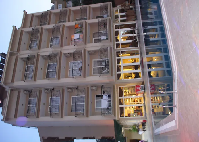 Club Dorado 3* Μαρμαρίς