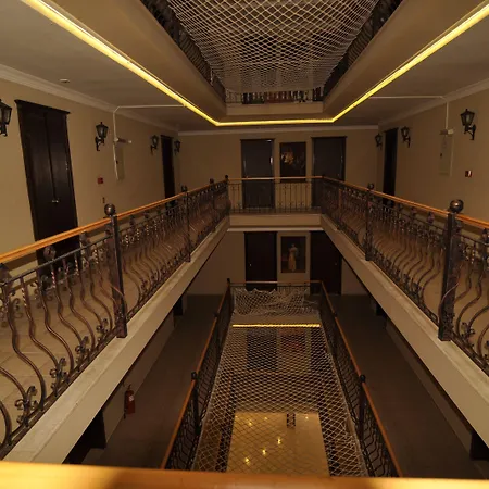 Club Dorado Hotel 3*