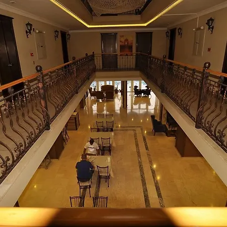 Otel Club Dorado 3*