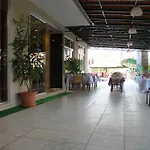 فندق Club Dorado