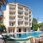 Club Dorado فندق 3*