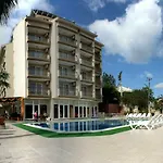 Club Dorado