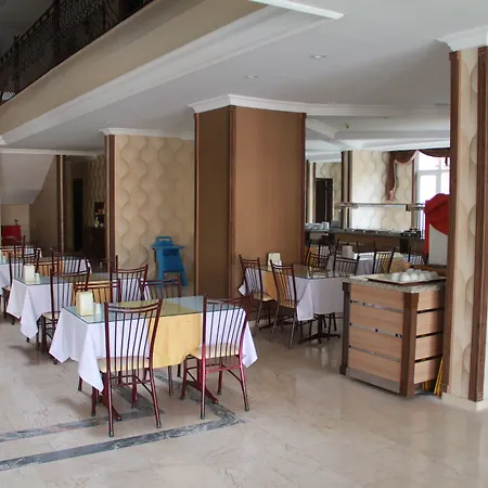 Club Dorado 3*